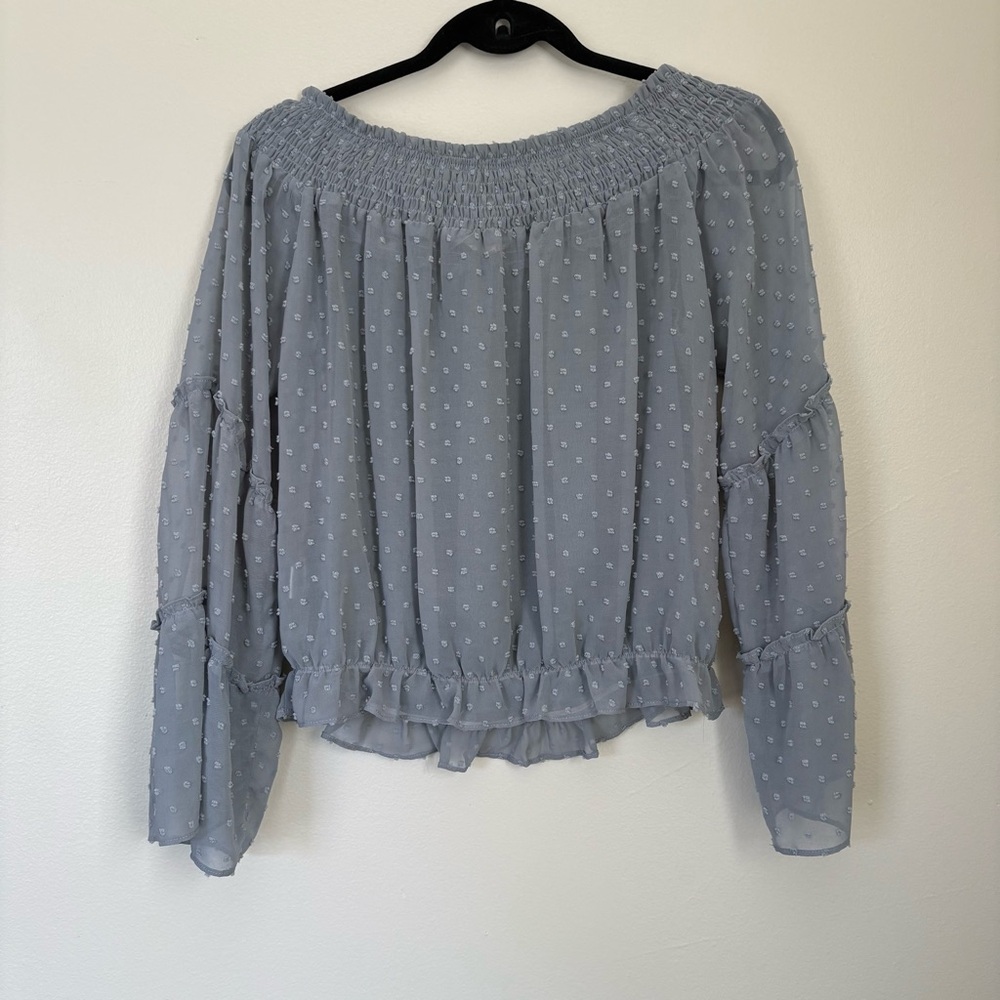 LA MIEL Light Gray Off-Shoulder Blouse Size Medium - Picture 11 of 11